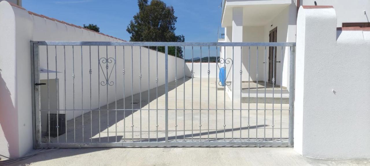 Appartement F2 Meuble Loculi Exteriör bild